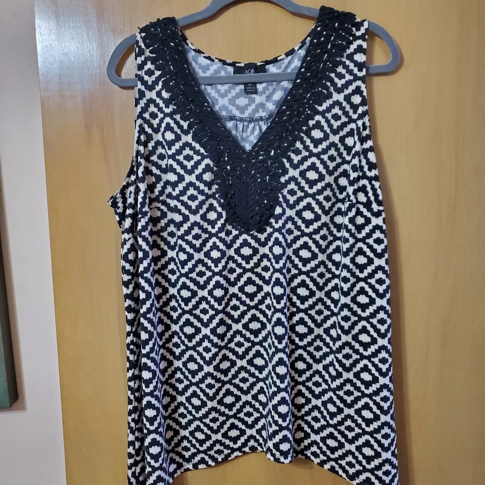 Sleeveless beautiful top